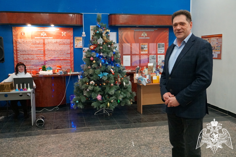 Новогодний утренник для детей сотрудников организовали ивановские росгвардейцы