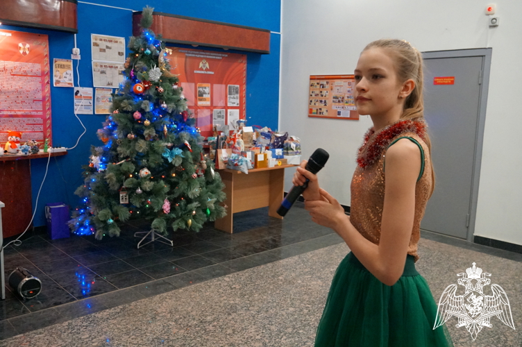 Новогодний утренник для детей сотрудников организовали ивановские росгвардейцы