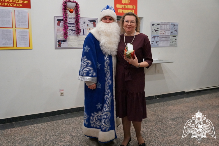 Новогодний утренник для детей сотрудников организовали ивановские росгвардейцы