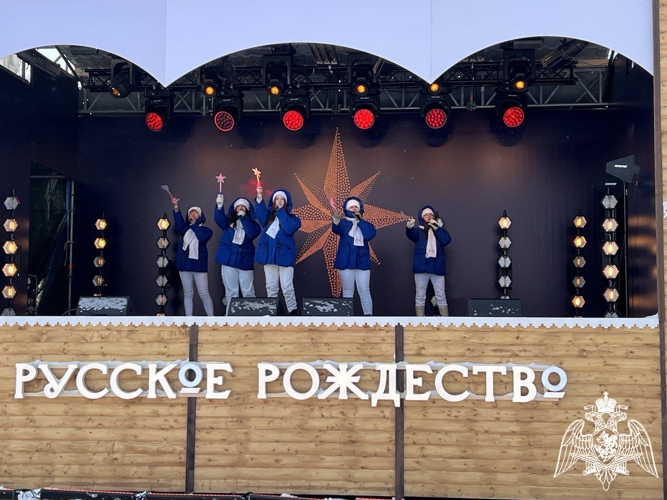 Семьи сотрудников и военнослужащих Управления Росгвардии по Ивановской области совершили путешествие на сказочном экспрессе в Шую в рамках фестиваля «Русское Рождество».