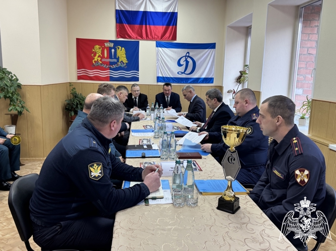 Команде Управления Росгвардии по Ивановской области вручили кубок за первое место в спартакиаде «Динамо»