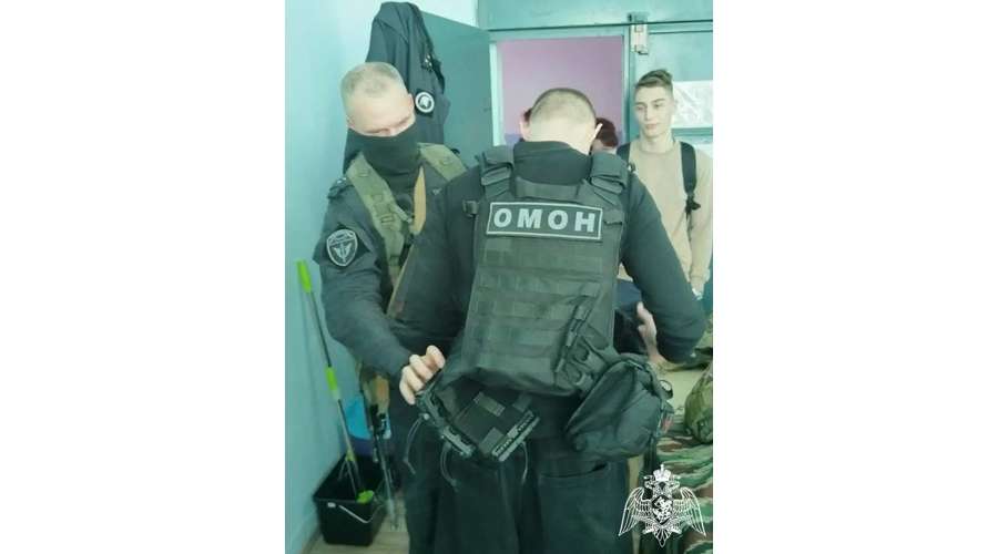Сотрудники Управления Росгвардии по Ивановской области знакомят молодежь со своей службой