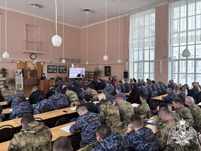 В Иванове сотрудники Росгвардии приняли участие в просветительском форуме