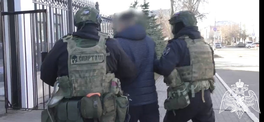 В Ивановской области при содействии бойцов Росгвардии задержан гражданин, подозреваемый в публичных призывах к осуществлению террористической деятельности