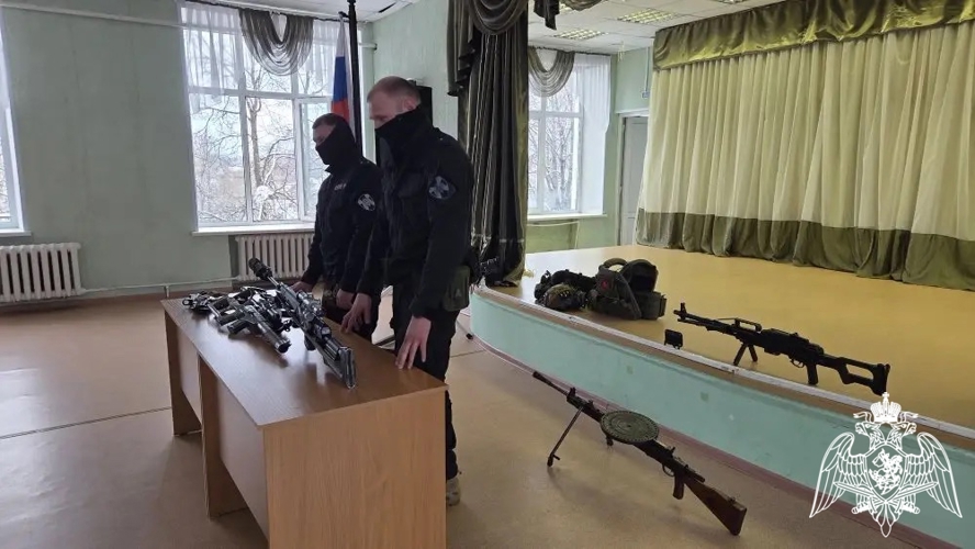 В Кинешме сотрудники Росгвардии провели профориентационное мероприятие для студентов колледжей