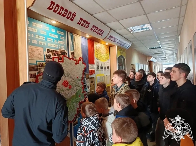 В гостях у сотрудников ОМОН «Спарта» побывали воспитанники клуба «Гвардия» из Фурманова