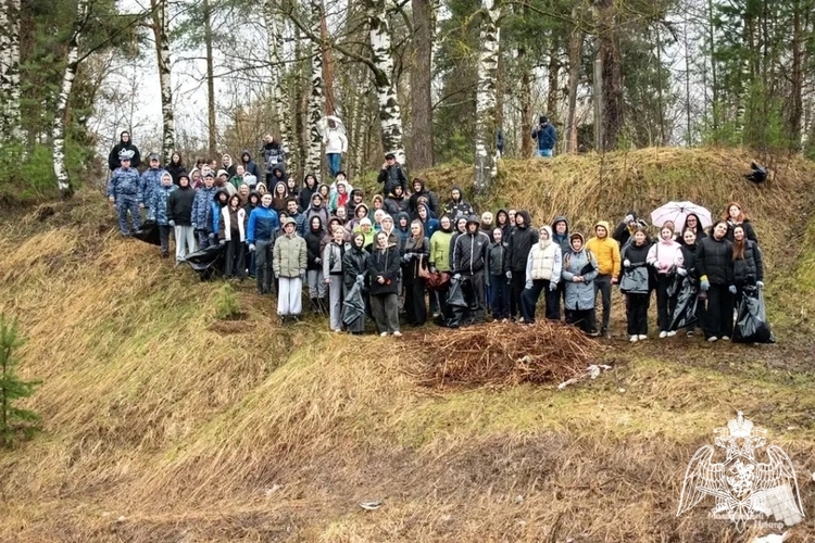В Иванове росгвардейцы приняли участие во Всероссийском экологическом субботнике «Мы за чистоту»