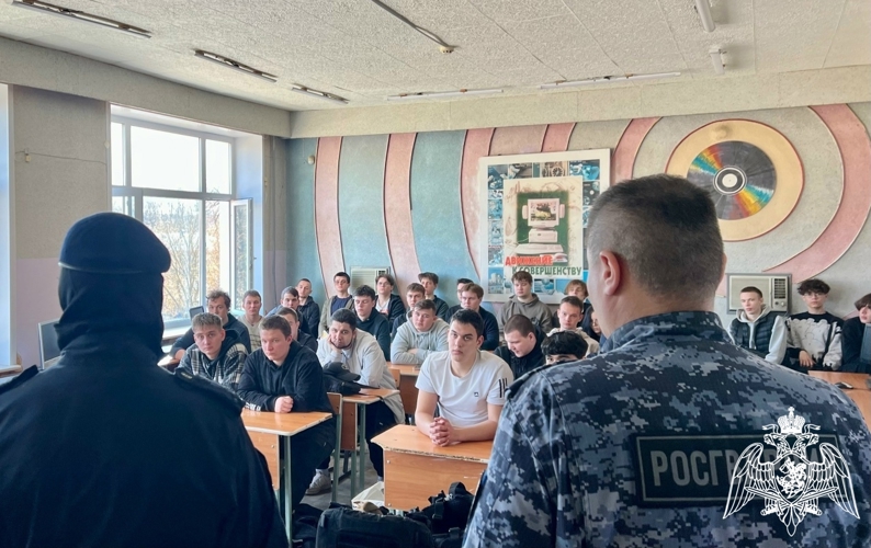 Студенты Ивановского автотранспортного колледжа встретились с представителями Росгвардии