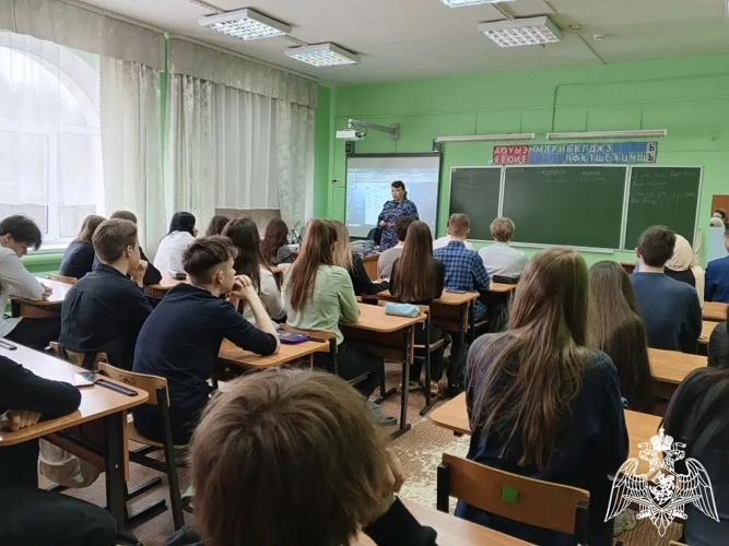 Офицер Росгвардии рассказала ивановским школьникам о поступлении в Пермский военный институт