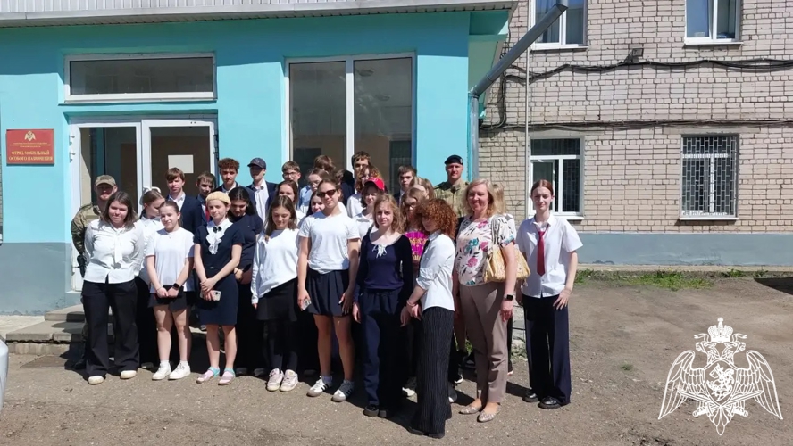 В Иванове ОМОН "Спарта" открыл свои двери для ивановских школьников 