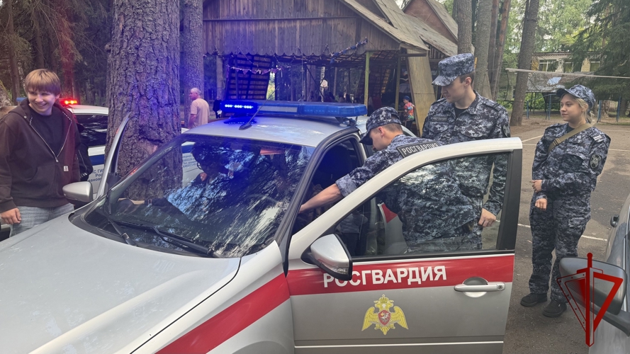 Акция «Каникулы с Росгвардией» прошла для ребят, отдыхающих в Шуйском районе