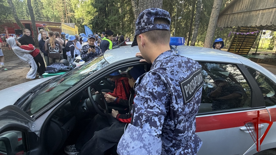 Акция «Каникулы с Росгвардией» прошла для ребят, отдыхающих в Шуйском районе