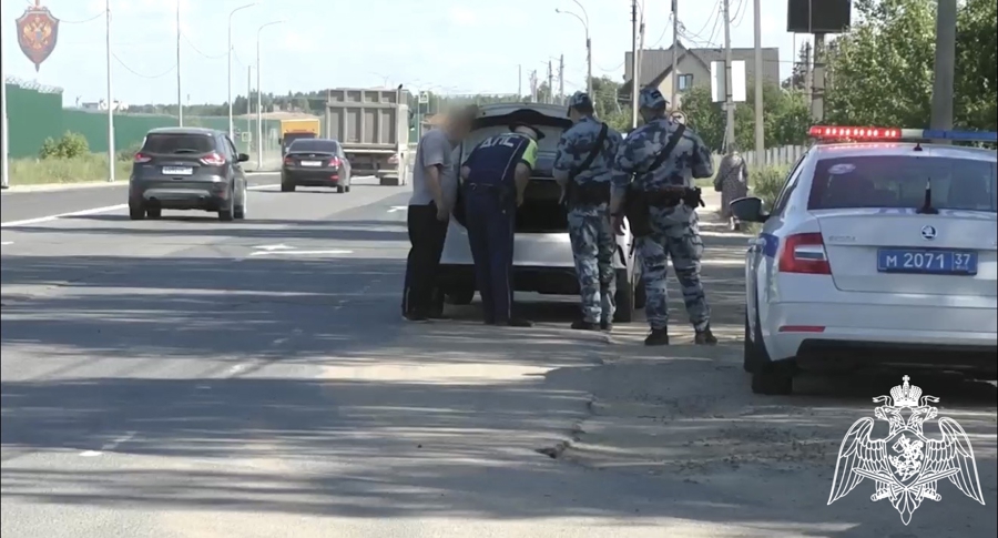 В Ивановской области при силовой поддержке сотрудников Росгвардии проведен комплекс контрольно-проверочных мероприятий