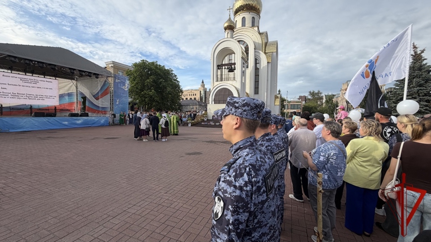 В Иванове росгвардейцы приняли участие в праздновании Дня семьи, любви и верности