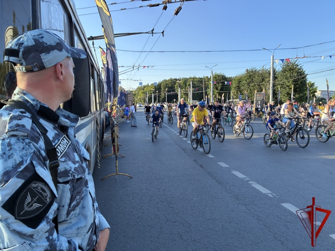 В Иванове росгвардейцы обеспечили безопасность граждан во время  проведения четвертого этапа престижной многодневки «Россия»