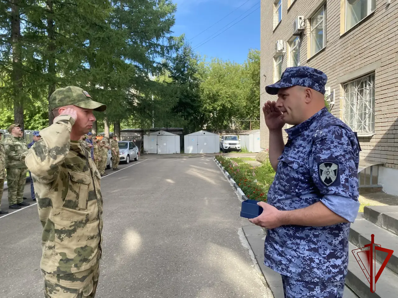 В Иванове наградили отличившийся личный состав Росгвардии в связи с празднованием юбилеев служб ведомства
