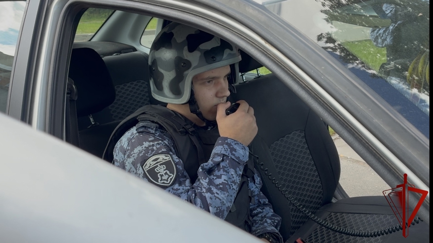 Ивановские росгвардейцы задержали похитительницу уходовой косметики