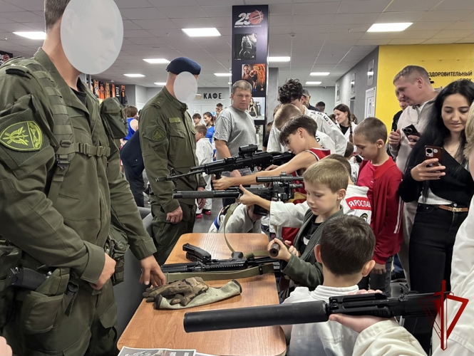 Ивановские росгвардейцы представили специальную выставку на Региональных играх боевых искусств