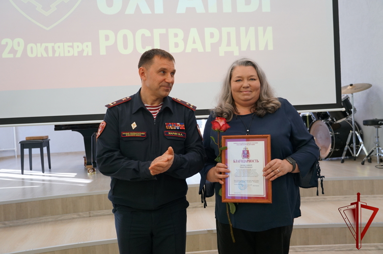 Награды лучшим и праздничный концерт: вневедомственная охрана Росгвардии по Ивановской области отмечает профессиональный день
