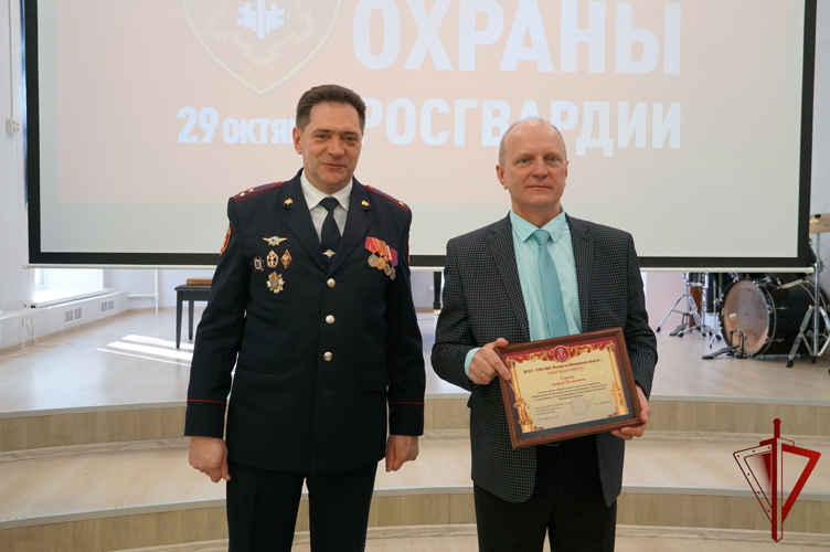 Награды лучшим и праздничный концерт: вневедомственная охрана Росгвардии по Ивановской области отмечает профессиональный день